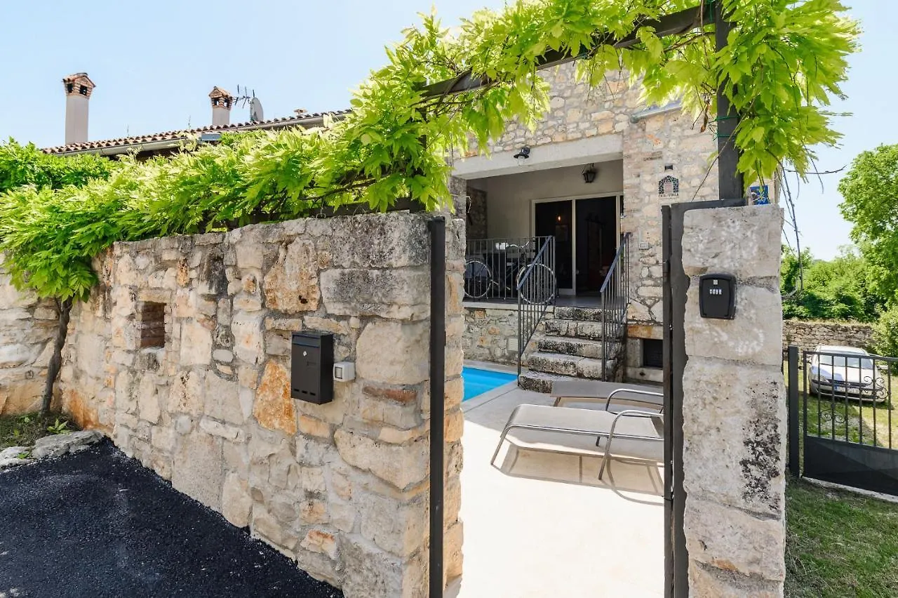 Casa De Stalla Porec